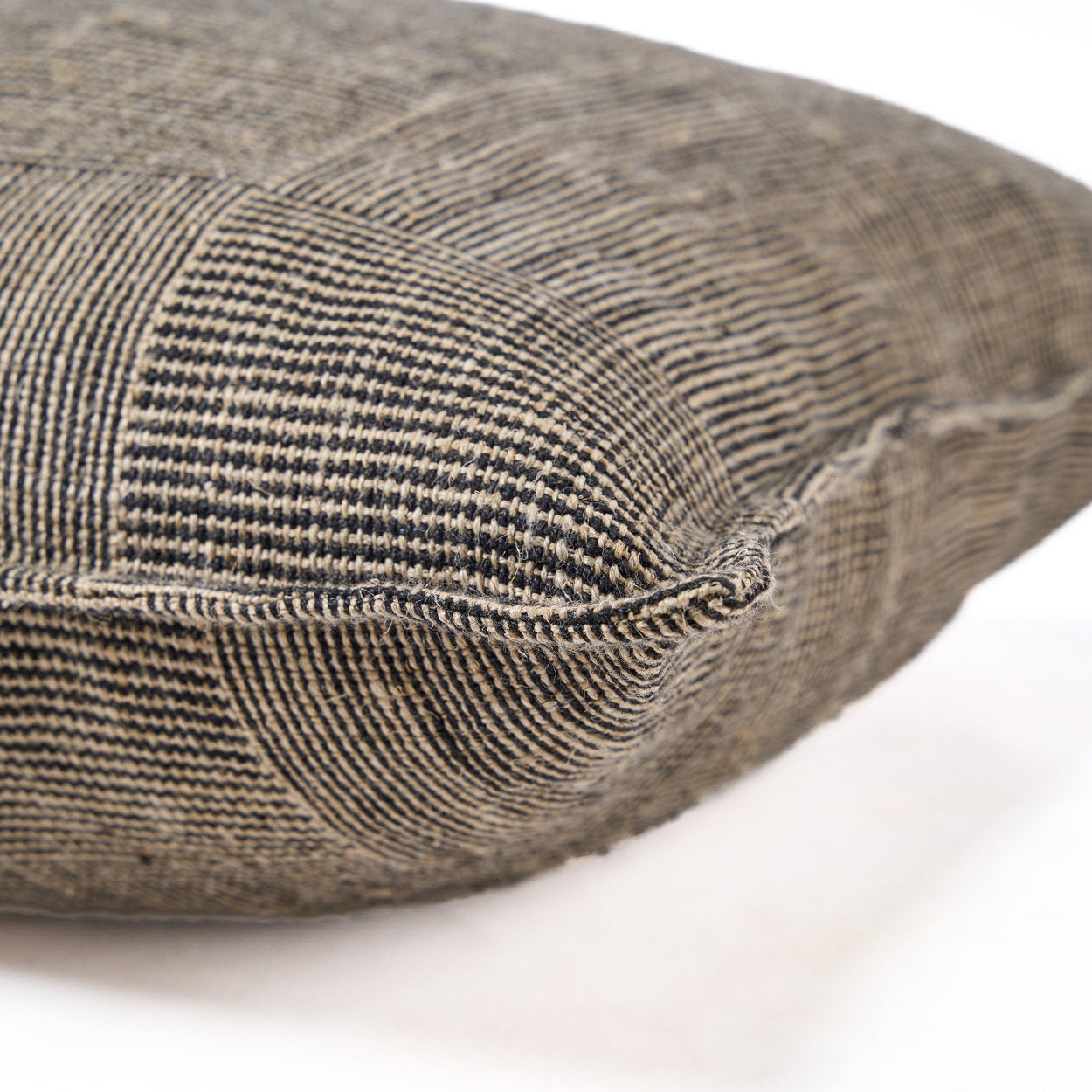 The Bloc Party Cushion Cover, Black Natural, 50x50 — 5