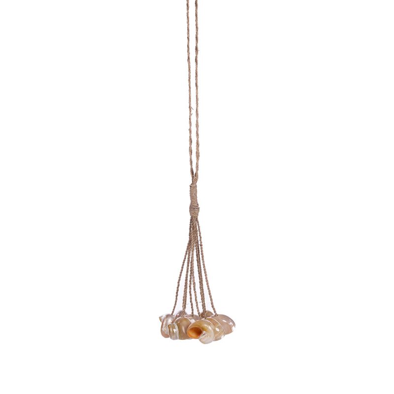 The Conch Shell Tassel, Natural