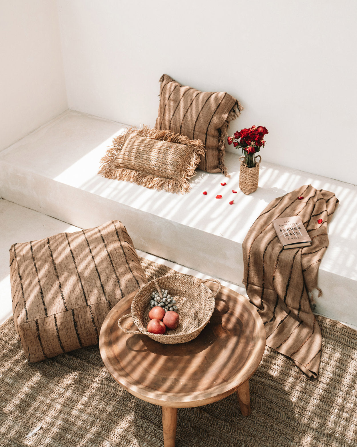 The Raffia Basket Trays, Natural, S — 2