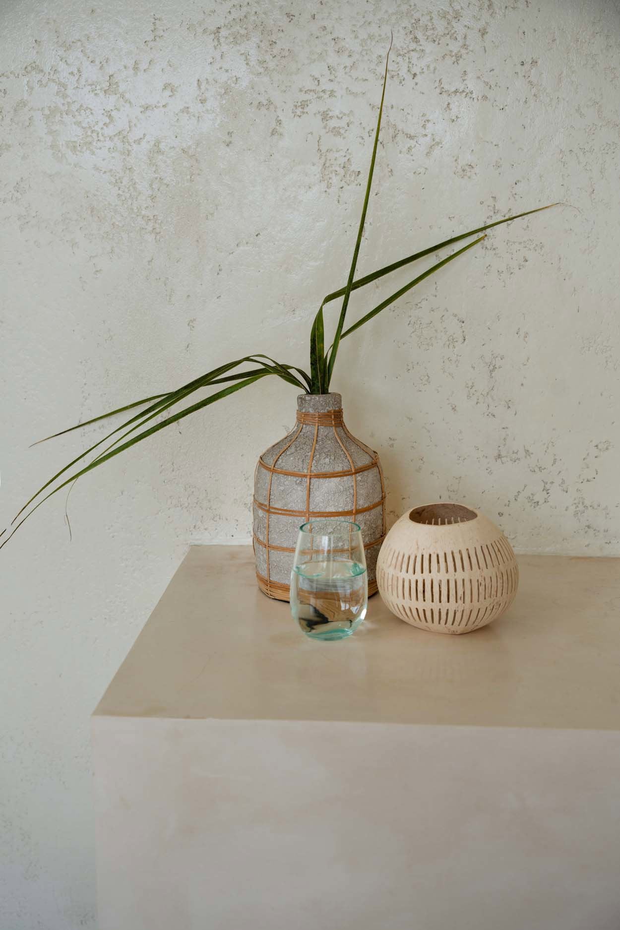 The Whoopy Vase, Concrete Natural, L — 3