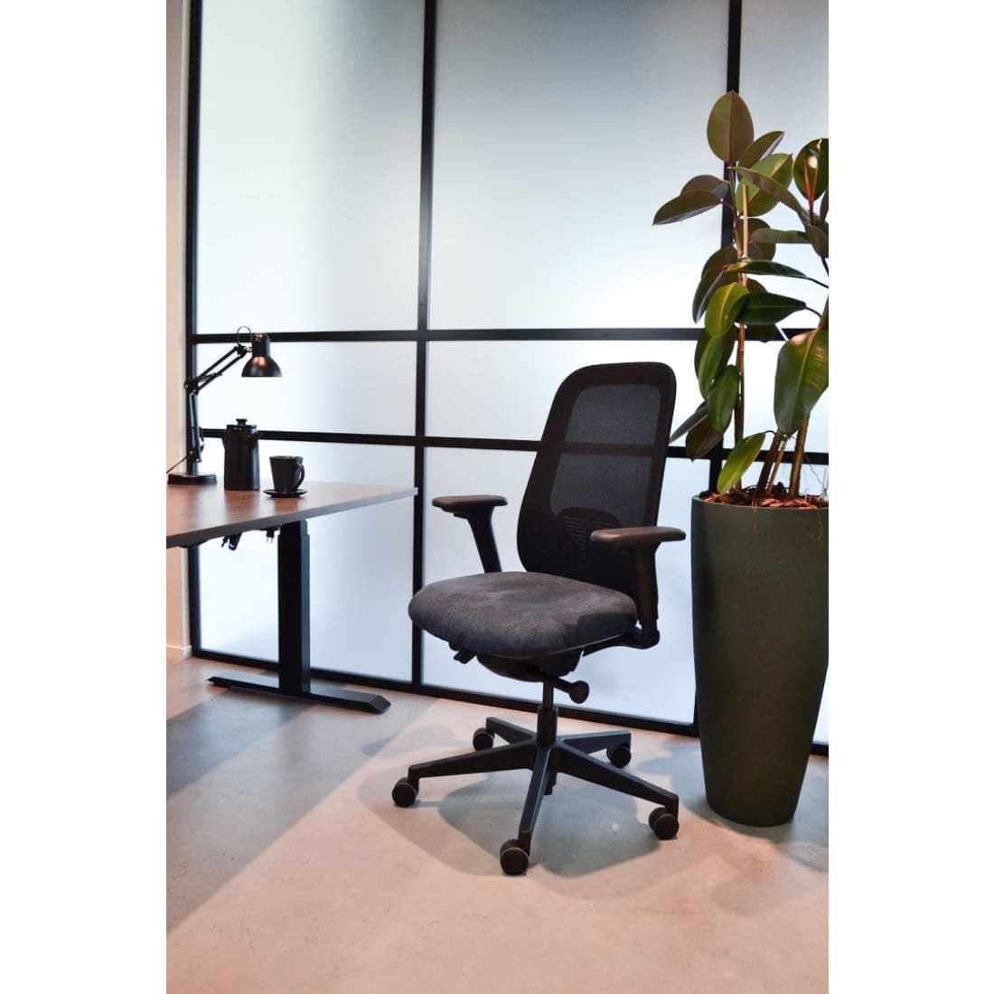 Workliving Nora Mesh Ergonomic Design Office Chair, Black Regain, NEN 1335 — 2