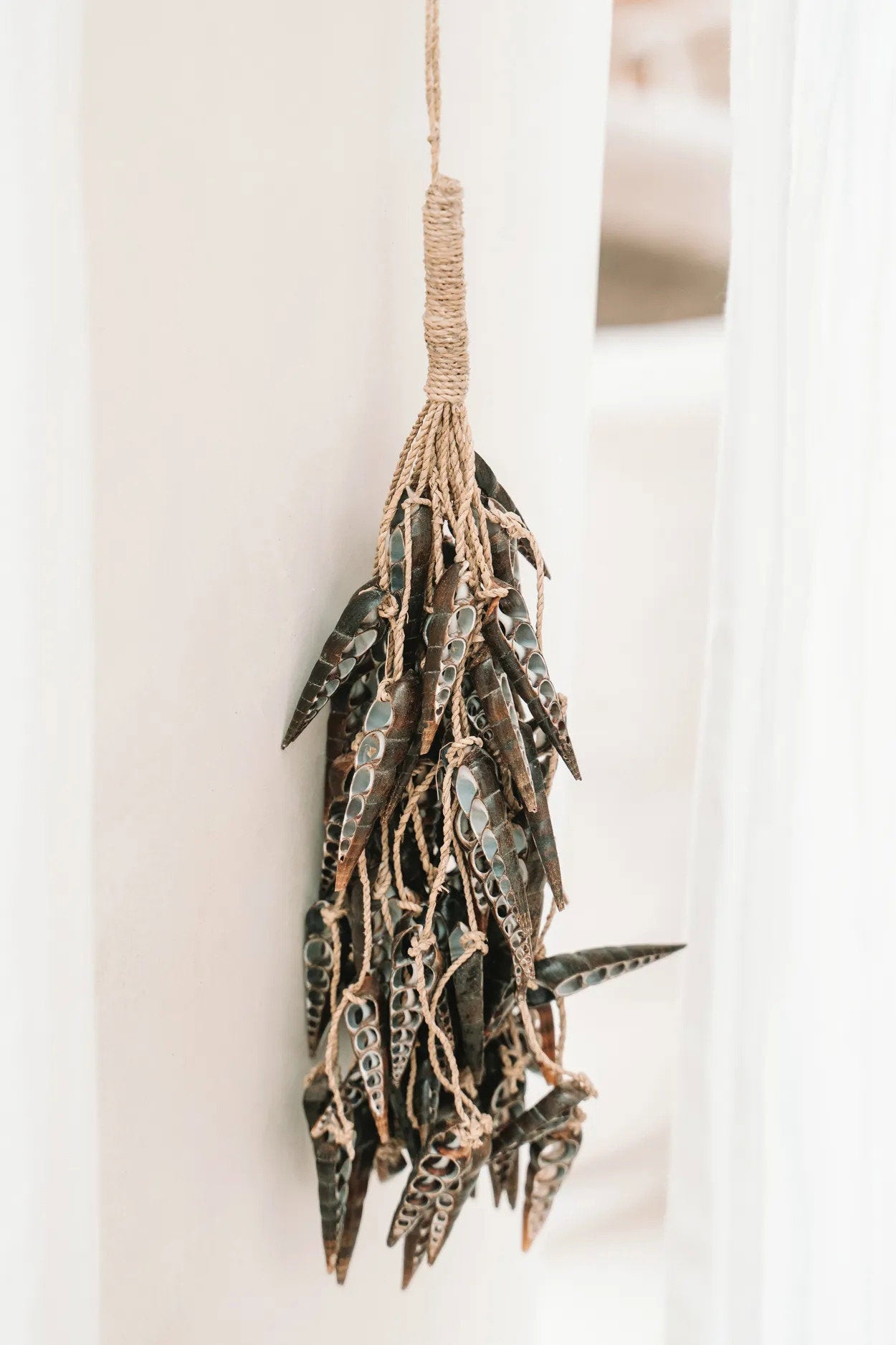 The Unicorn Shell Tassel, Brown — 2