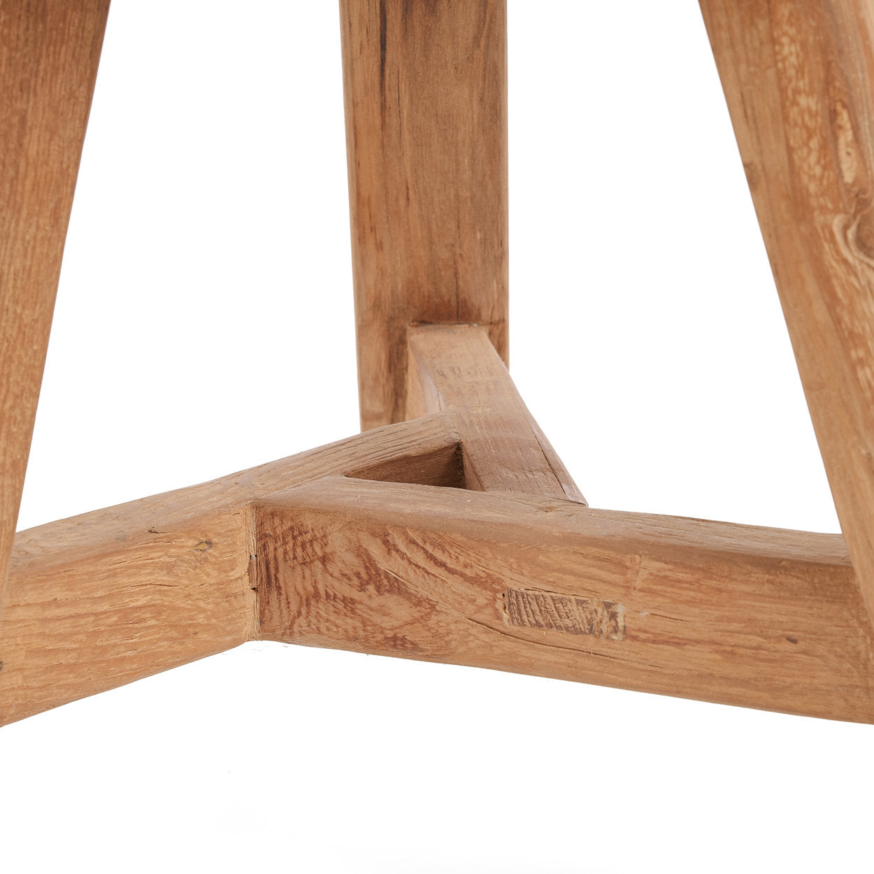 The Noguchi Stool — 7