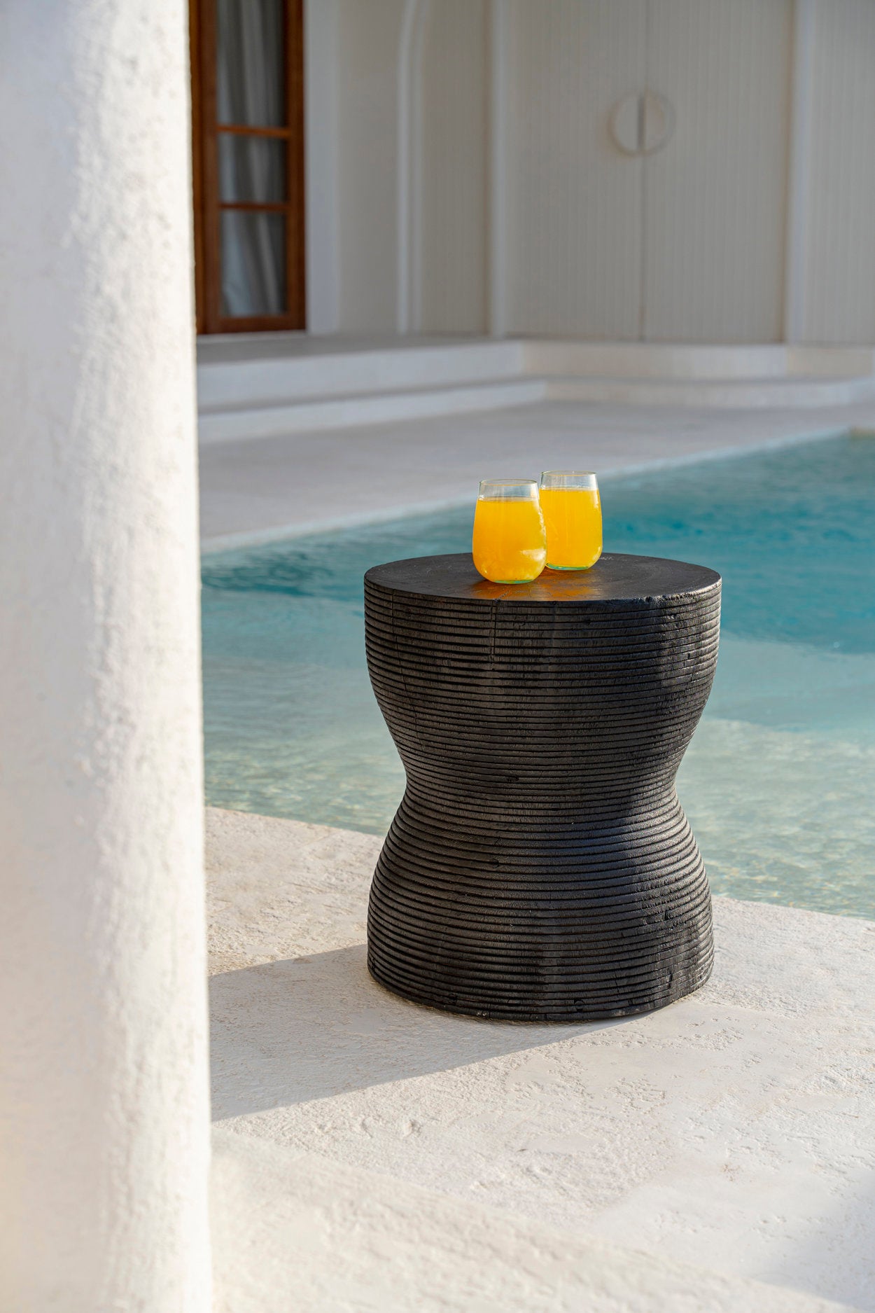 The Kotoran Stool, Black — 3