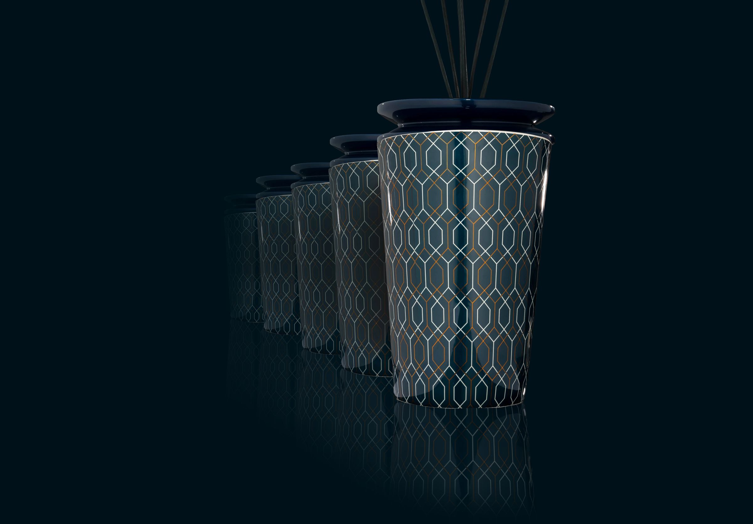 Ilum Belgravia Lux Scent Diffuser, Small — 4