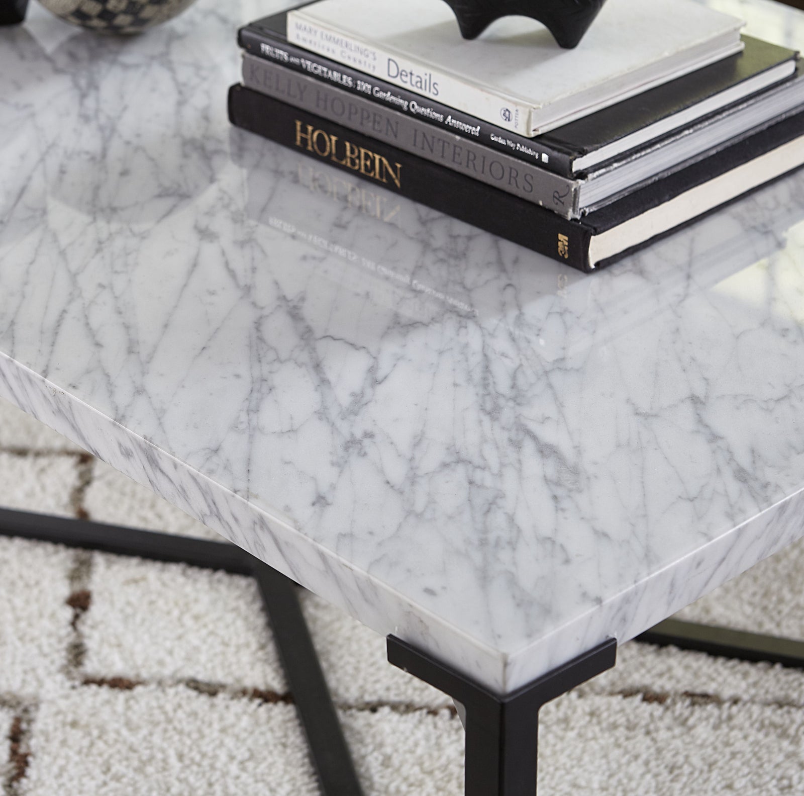 Saxon End Table in Carrara Marble and Matte Black — 2