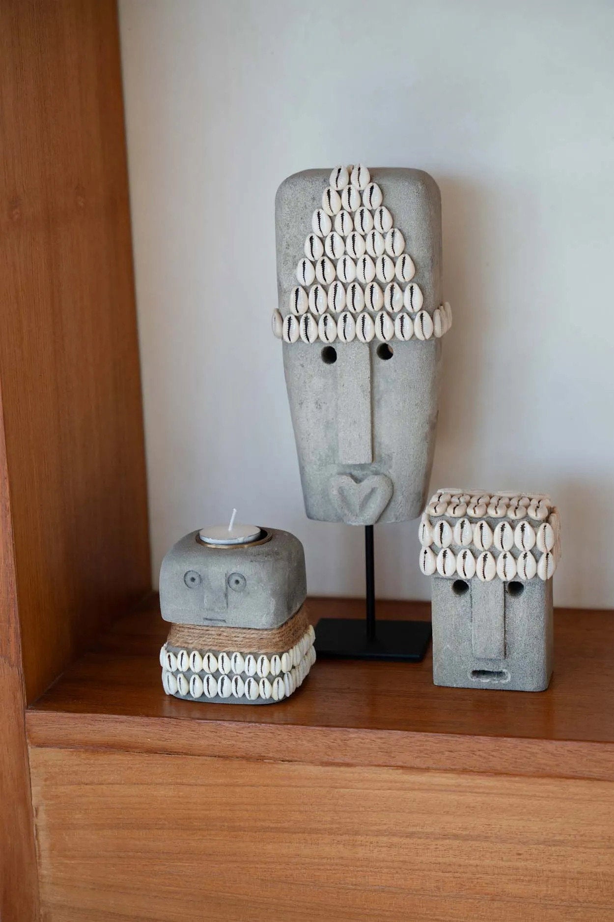 The Sumba Stone #32 on Stand — 7