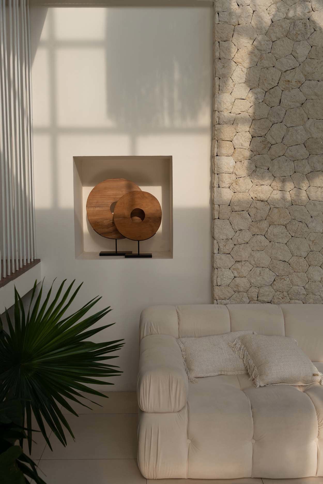 The Teak Disc on Stand, M — 3