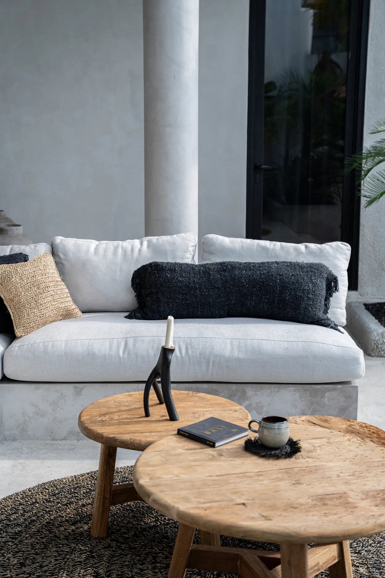 The Oh My Gee Cushion Cover, Black Navy, 35x100 — 2